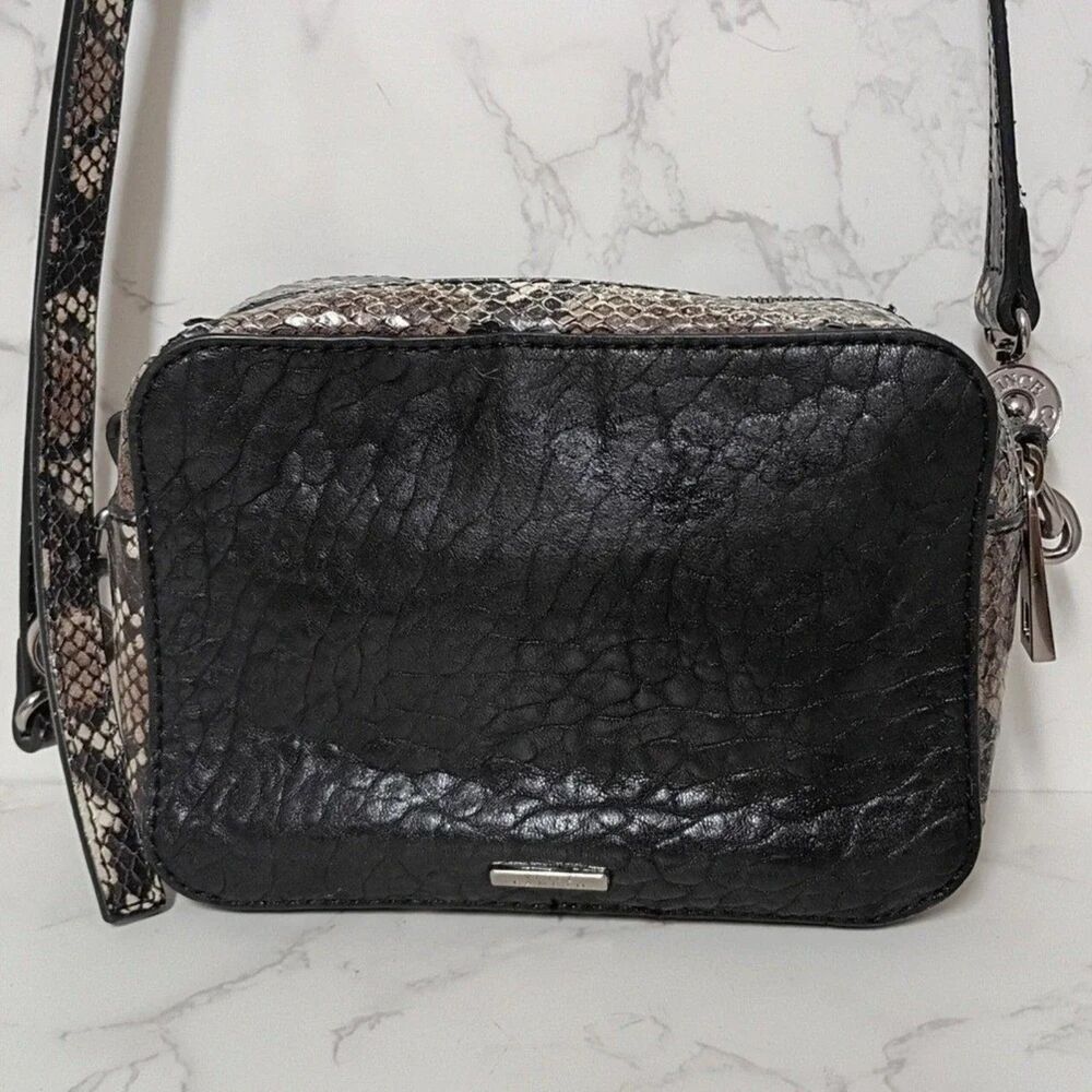 Vince Camuto Black & Snakeskin Leather Crossbody Camera Bag EUC